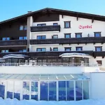 فندق Egerthof 3*